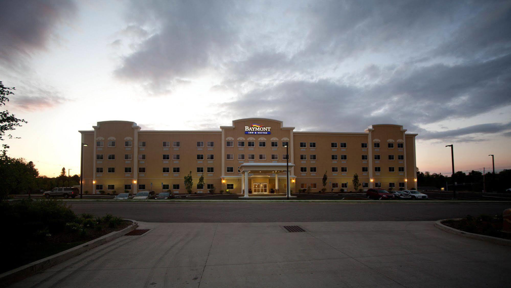 Hotel Baymont By Wyndham Erie Zewnętrze zdjęcie
